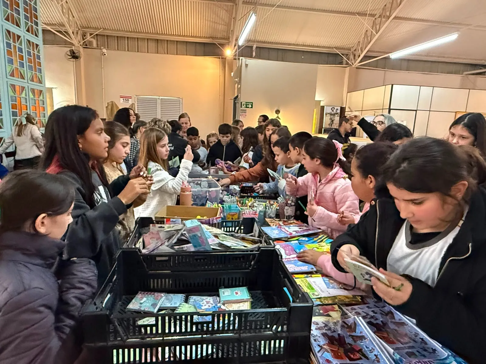 Com recorde de público e mais de 1,5 mil livros vendidos, termina a 11ª Feira do Livro de Cocal do Sul
